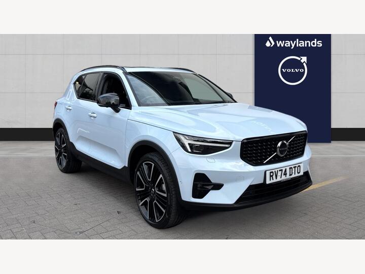 Volvo XC40 2.0 B4 MHEV Ultra Dark DCT Auto Euro 6 (s/s) 5dr