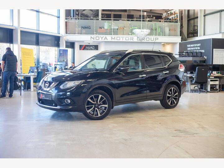 Nissan X-TRAIL 2.0 DCi Tekna XTRON 4WD Euro 6 (s/s) 5dr Nissan X-TRAIL 2.0 DCi Tekna XTRON 4WD Euro 6 (s/s) 5dr