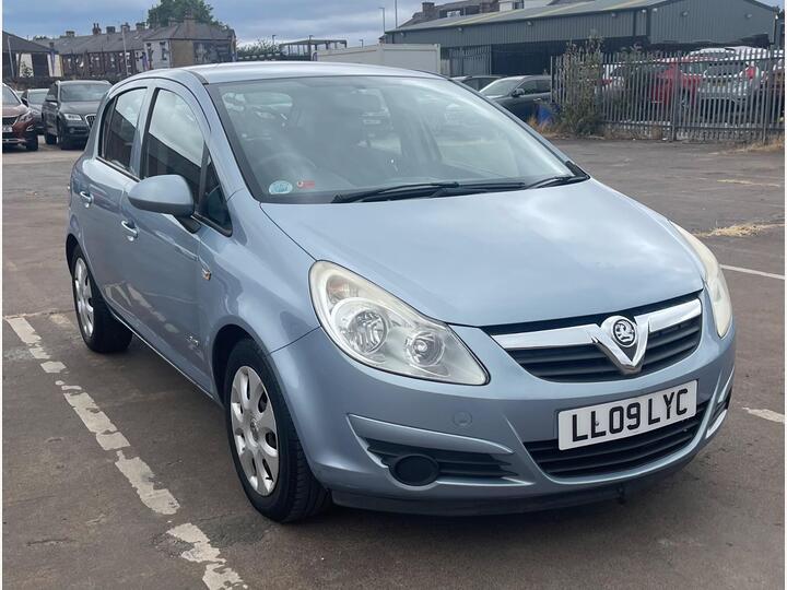 Vauxhall Corsa 1.4i 16v Club 5dr