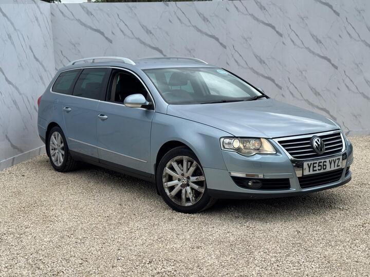 Volkswagen Passat 3.2 FSI V6 SEL DSG 4Motion Euro 4 5dr