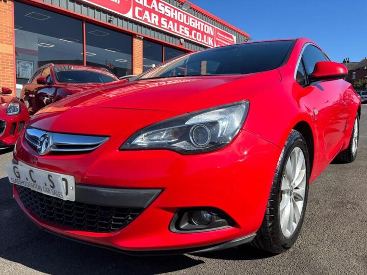 Vauxhall Astra GTC 2.0 CDTi SRi Euro 5 (s/s) 3dr Vauxhall Astra GTC 2.0 CDTi SRi Euro 5 (s/s) 3dr