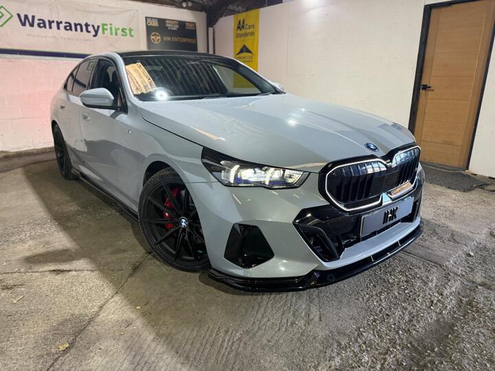 BMW 5 Series 3.0 550e 22.1kWh M Sport Pro Steptronic XDrive Euro 6 (s/s) 4dr
