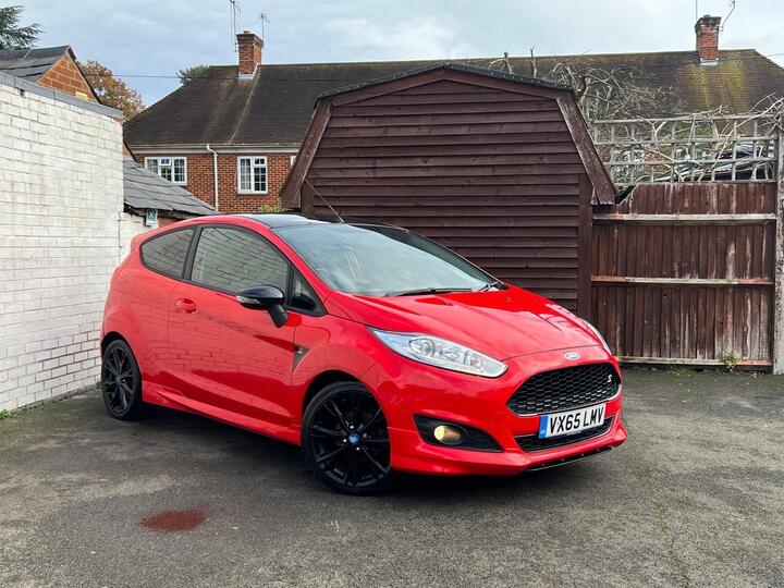 Ford Fiesta 1.0T EcoBoost Zetec S Euro 6 (s/s) 3dr Ford Fiesta 1.0T EcoBoost Zetec S Euro 6 (s/s) 3dr