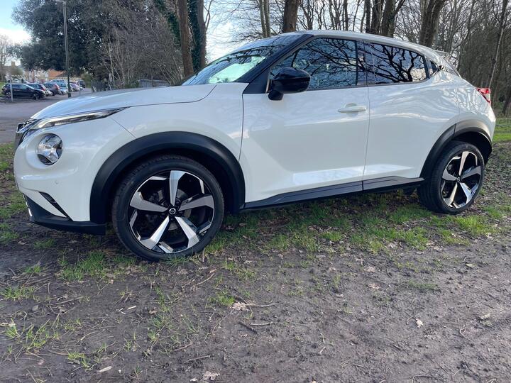 Nissan Juke 1.0 DIG-T Tekna DCT Auto Euro 6 (s/s) 5dr