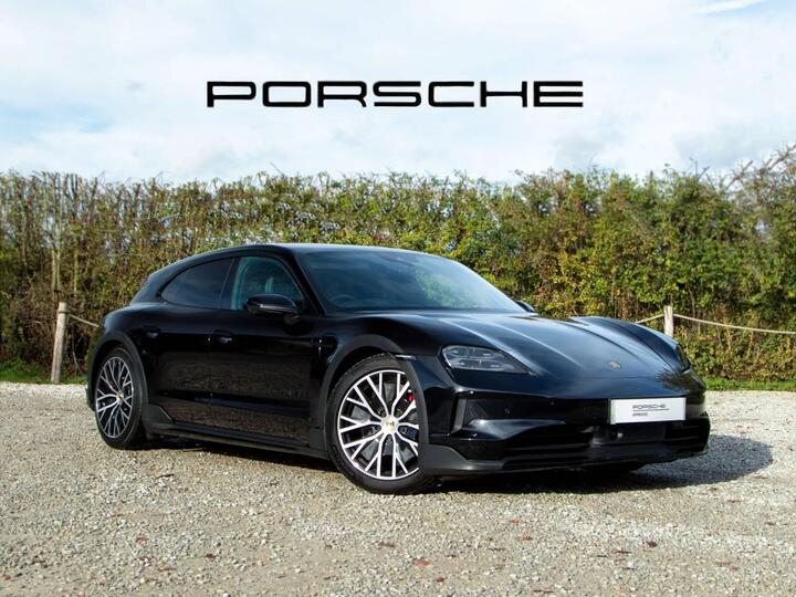 Porsche Taycan Performance Plus 105kWh 4S Cross Turismo Auto 4WD 5dr (11kW Charger) Porsche Taycan Performance Plus 105kWh 4S Cross Turismo Auto 4WD 5dr (11kW Charger)
