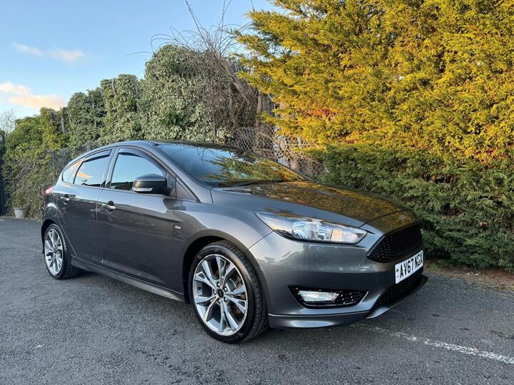 Ford Focus 1.5T EcoBoost ST-Line Euro 6 (s/s) 5dr