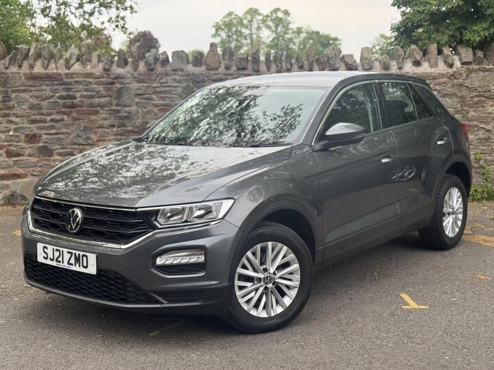 Volkswagen T-Roc 1.0 TSI S Euro 6 (s/s) 5dr Volkswagen T-Roc 1.0 TSI S Euro 6 (s/s) 5dr
