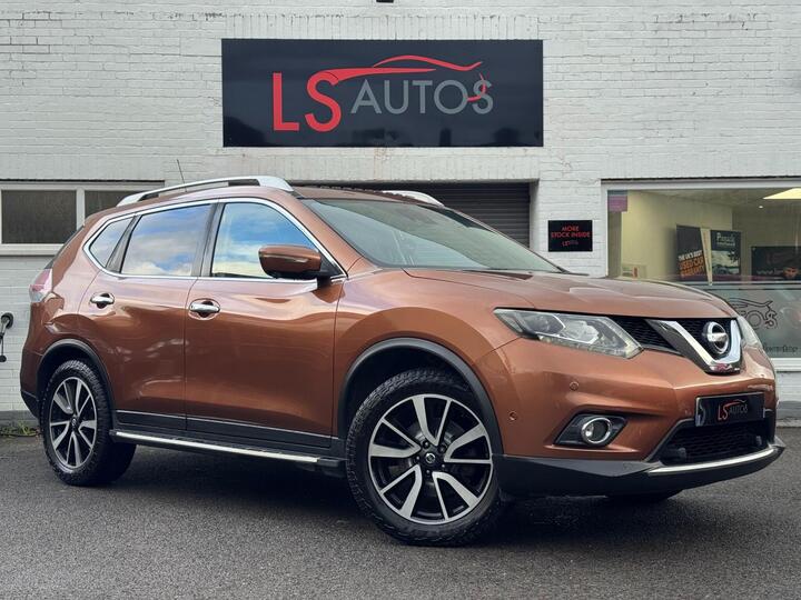 Nissan X-Trail 1.6 DCi Tekna 4WD Euro 6 (s/s) 5dr Nissan X-Trail 1.6 DCi Tekna 4WD Euro 6 (s/s) 5dr