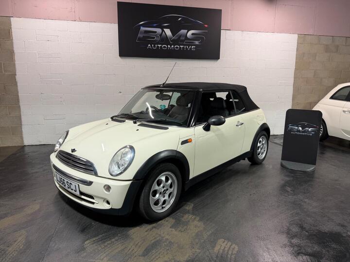 MINI Convertible 1.6 Cooper Euro 3 2dr