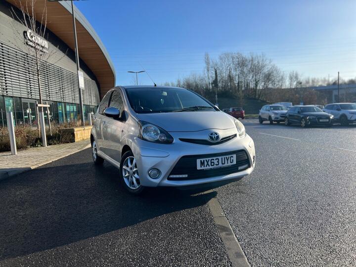 Toyota AYGO 1.0 VVT-i Mode Euro 5 5dr