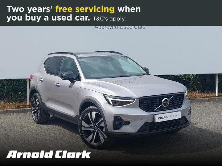 Volvo XC40 2.0 B4 MHEV Ultra Dark DCT Auto Euro 6 (s/s) 5dr