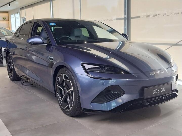 BYD Seal 82.5kWh Design Auto 4dr