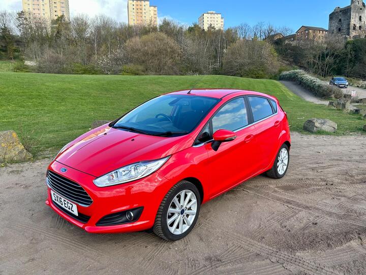 Ford Fiesta 1.0T EcoBoost Titanium Euro 6 (s/s) 5dr