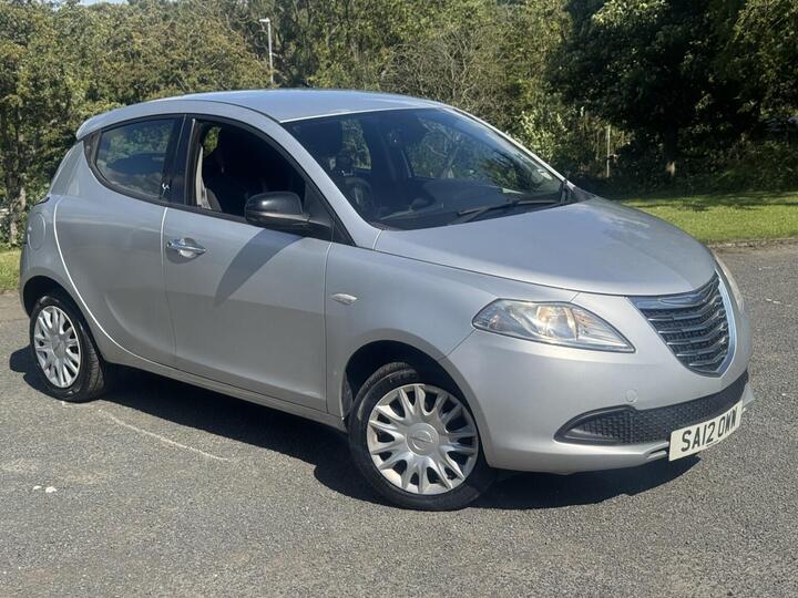 Chrysler YPSILON 1.2 S Euro 5 (s/s) 5dr Chrysler YPSILON 1.2 S Euro 5 (s/s) 5dr