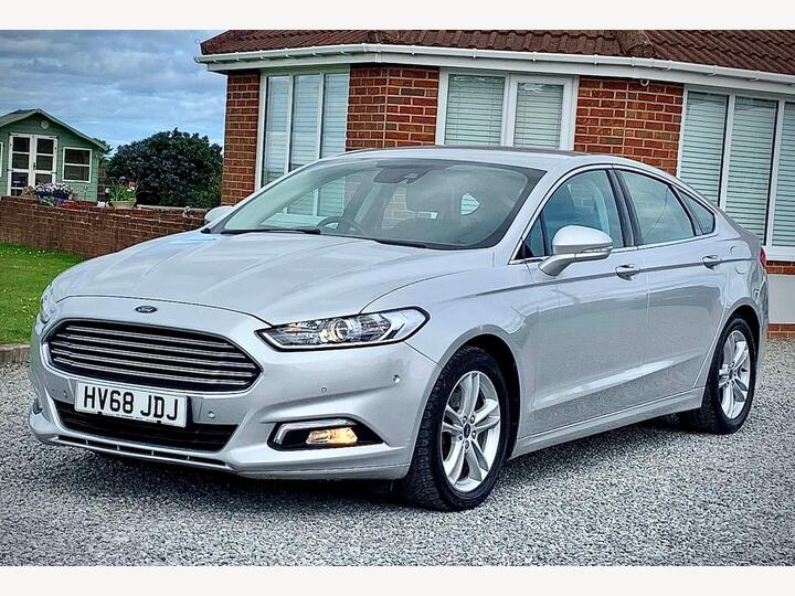 Ford Mondeo 2.0 TDCi ECO Zetec Edition Euro 6 (s/s) 5dr