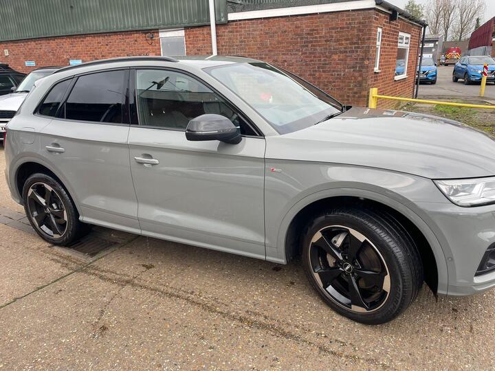 Audi Q5 2.0 TDI 40 Black Edition S Tronic Quattro Euro 6 (s/s) 5dr