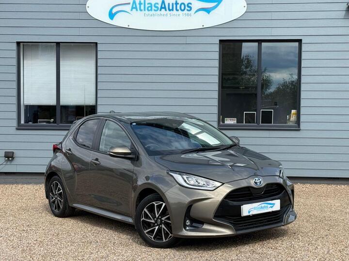 Toyota YARIS 1.5 VVT-h Design E-CVT Euro 6 (s/s) 5dr