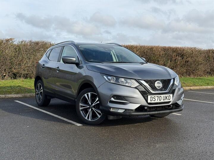 Nissan Qashqai 1.3 DIG-T N-Connecta Euro 6 (s/s) 5dr