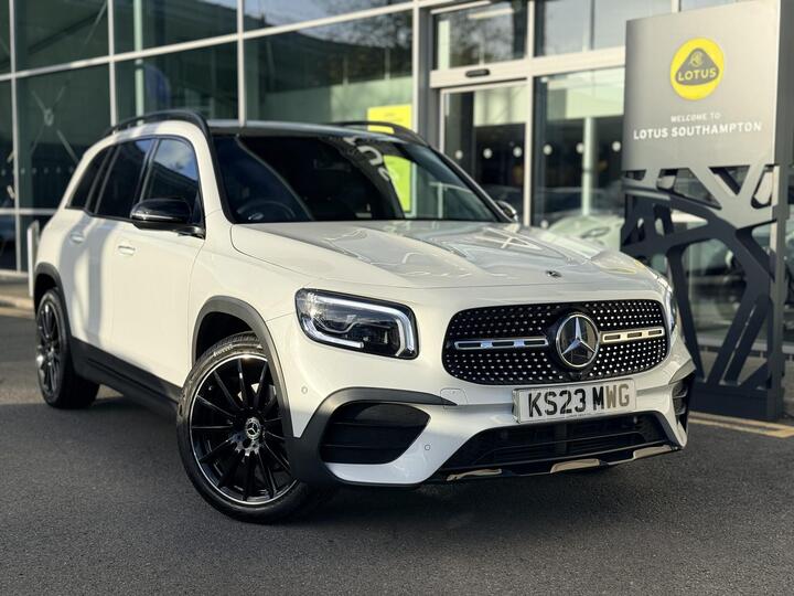 Mercedes-Benz GLB 1.3 GLB200 AMG Line Night Edition (Premium Plus) 7G-DCT Euro 6 (s/s) 5dr Mercedes-Benz GLB 1.3 GLB200 AMG Line Night Edition (Premium Plus) 7G-DCT Euro 6 (s/s) 5dr