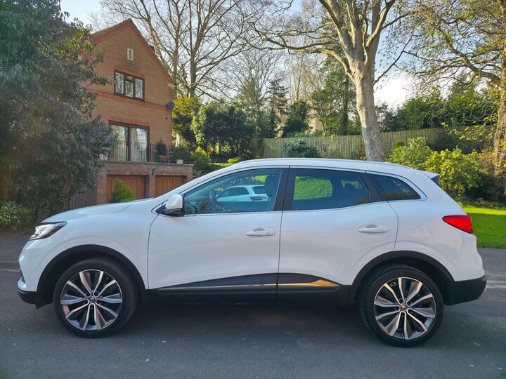 Renault Kadjar 1.5 Blue DCi S Edition Euro 6 (s/s) 5dr Renault Kadjar 1.5 Blue DCi S Edition Euro 6 (s/s) 5dr