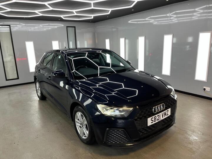 Audi A1 1.0 TFSI 30 Technik Sportback Euro 6 (s/s) 5dr