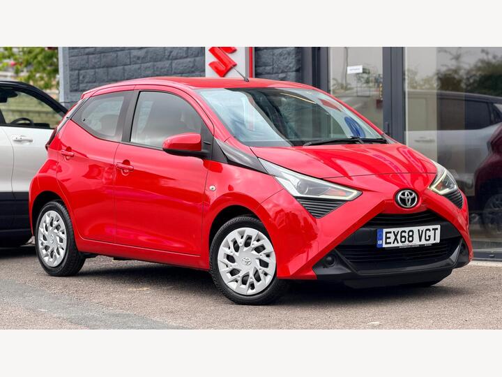 Toyota AYGO 1.0 VVT-i X-play Euro 6 5dr
