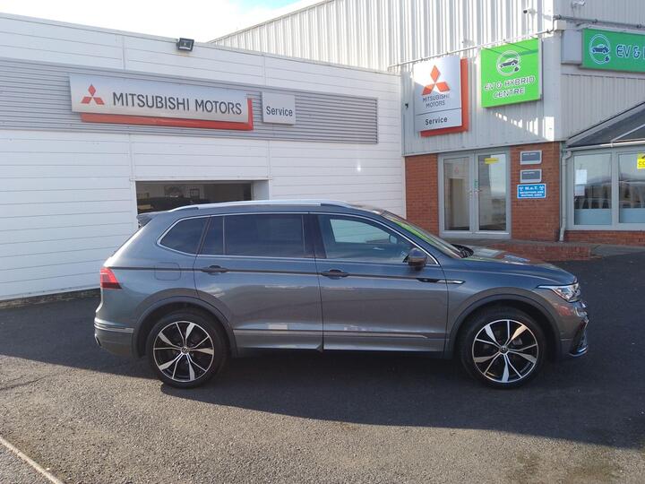Volkswagen Tiguan Allspace 1.5 TSI R-Line DSG Euro 6 (s/s) 5dr