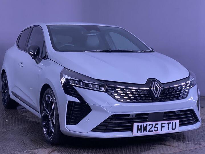 Renault CLIO 1.6 E-TECH Techno Auto Euro 6 (s/s) 5dr