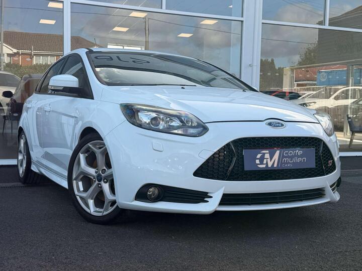 Ford FOCUS 2.0T EcoBoost ST-3 Euro 5 (s/s) 5dr