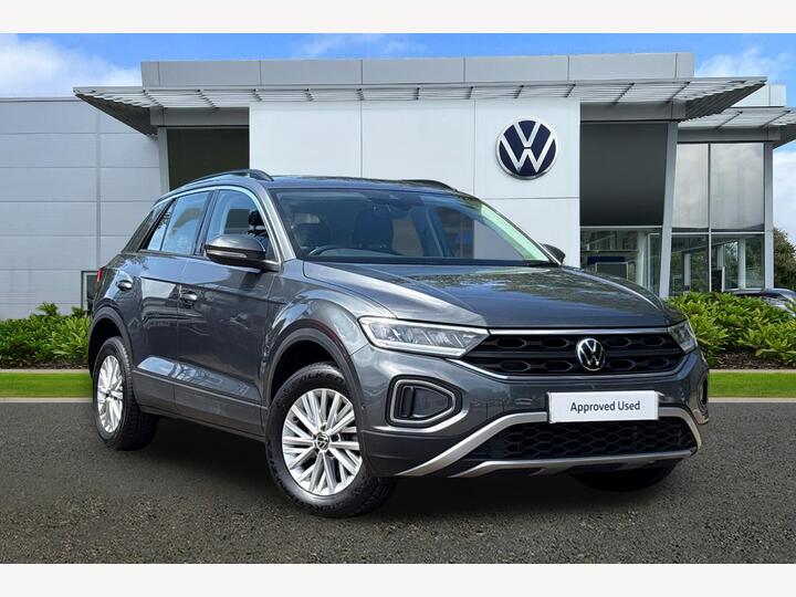 Volkswagen T-roc 1.5 TSI Life Euro 6 (s/s) 5dr Volkswagen T-roc 1.5 TSI Life Euro 6 (s/s) 5dr