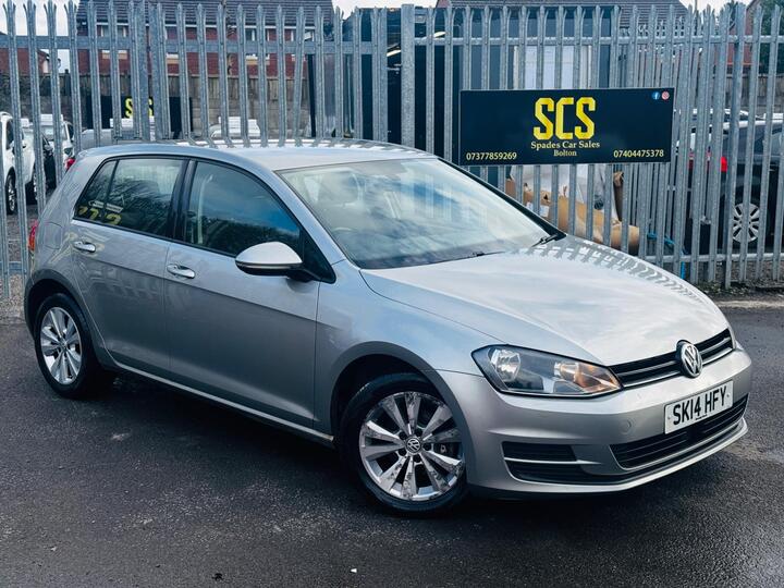 Volkswagen Golf 1.6 TDI BlueMotion Tech SE Euro 5 (s/s) 5dr Volkswagen Golf 1.6 TDI BlueMotion Tech SE Euro 5 (s/s) 5dr