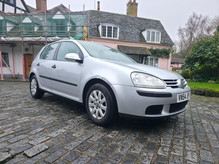 Volkswagen Golf 1.6 FSI SE 5dr