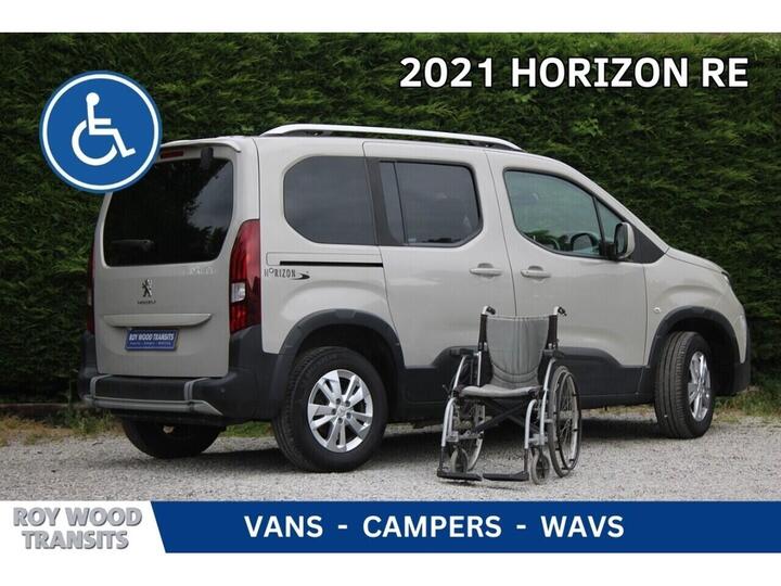 Peugeot Rifter 1.5 BlueHDi Allure Premium Standard MPV Euro 6 (s/s) 5dr Peugeot Rifter 1.5 BlueHDi Allure Premium Standard MPV Euro 6 (s/s) 5dr
