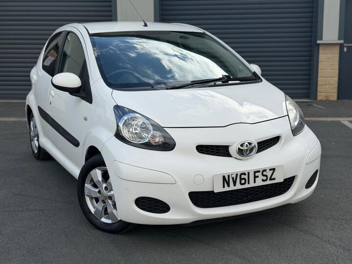 Toyota AYGO 1.0 VVT-i Go Euro 5 5dr