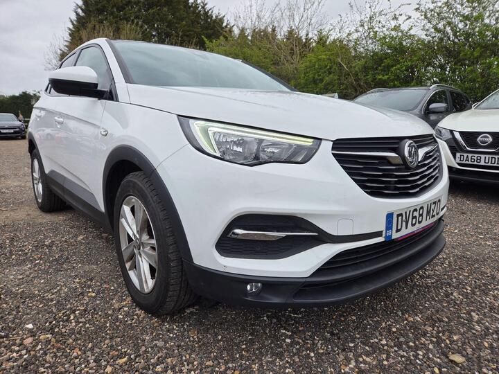 Vauxhall Grandland X 1.5 Turbo D BlueInjection SE Euro 6 (s/s) 5dr