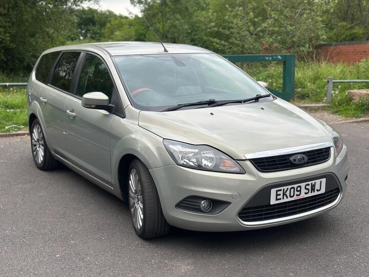 Ford Focus 2.0 Titanium 5dr