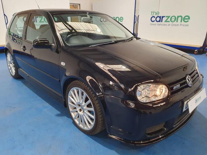 Volkswagen Golf 3.2 R32 3dr