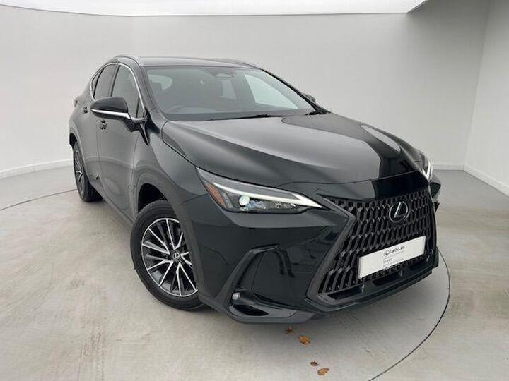 Lexus NX 2.5 450h+ 18.1kWh Premium E-CVT 4WD Euro 6 (s/s) 5dr