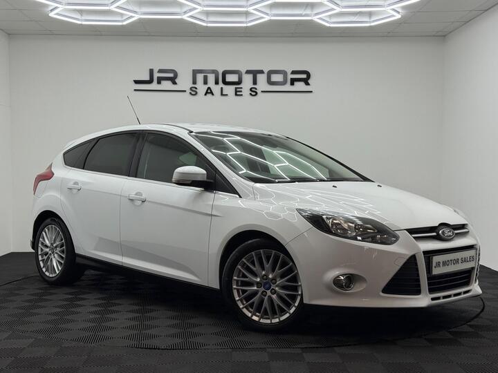 Ford Focus 1.6 TDCi Zetec Euro 5 (s/s) 5dr