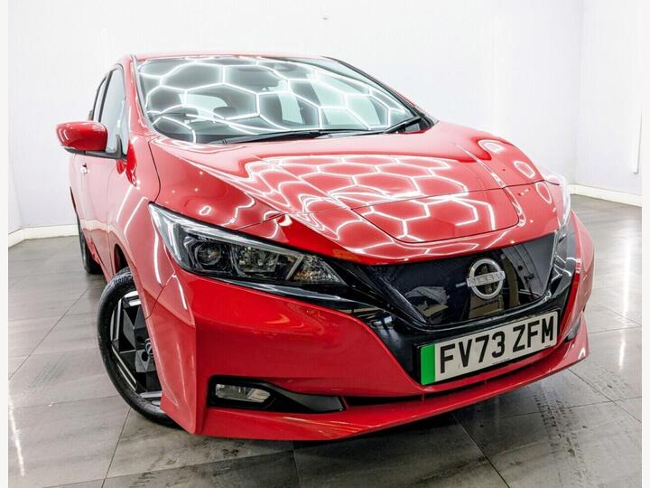 Nissan LEAF 39kWh Acenta Auto 5dr