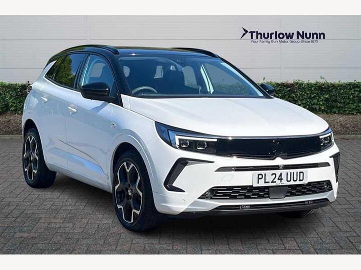 Vauxhall Grandland 1.2i Turbo MHEV (136 PS) Ultimate 5 Door Petrol Hybrid SUV Automatic *** 1 Owner / Full Vauxhall Service History ***