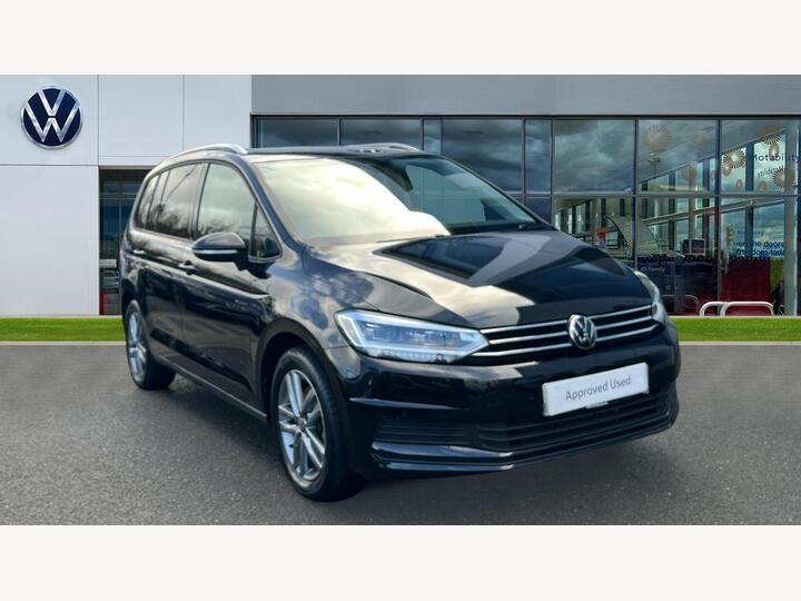 Volkswagen Touran 1.5 TSI EVO Match Euro 6 (s/s) 5dr Volkswagen Touran 1.5 TSI EVO Match Euro 6 (s/s) 5dr