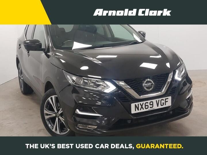 Nissan Qashqai 1.3 DIG-T N-Connecta Euro 6 (s/s) 5dr