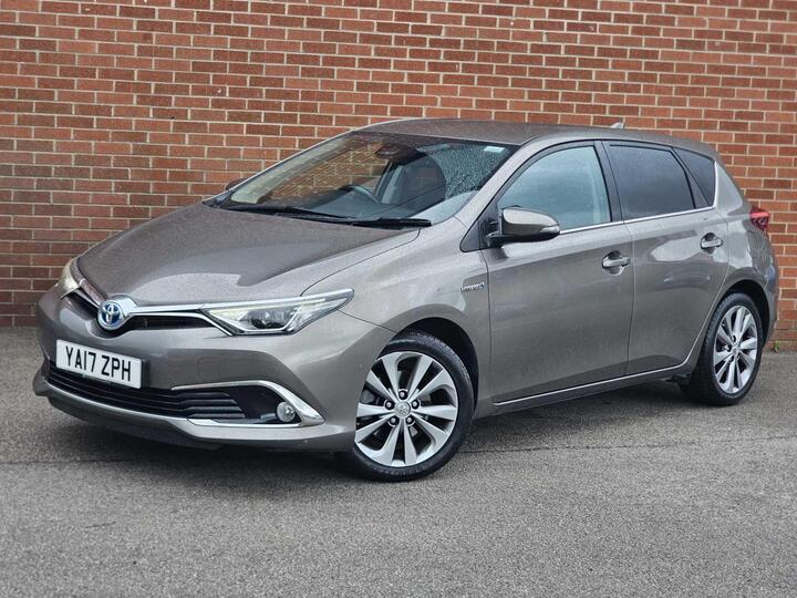 Toyota Auris 1.8 VVT-h Excel CVT Euro 6 (s/s) 5dr (Safety Sense) Toyota Auris 1.8 VVT-h Excel CVT Euro 6 (s/s) 5dr (Safety Sense)