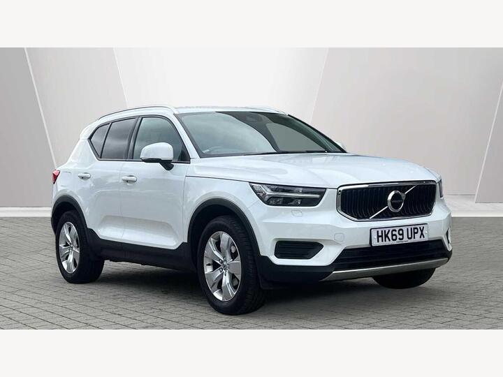Volvo XC40 1.5 T3 Momentum Auto Euro 6 (s/s) 5dr