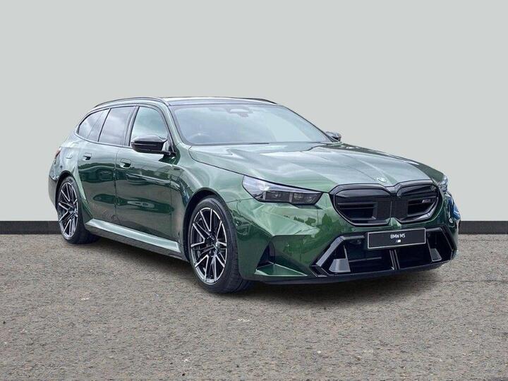 BMW M5 4.4 22.1kWh Touring Steptronic XDrive Euro 6 (s/s) 5dr