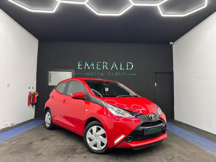Toyota AYGO 1.0 VVT-i X-play Euro 6 5dr