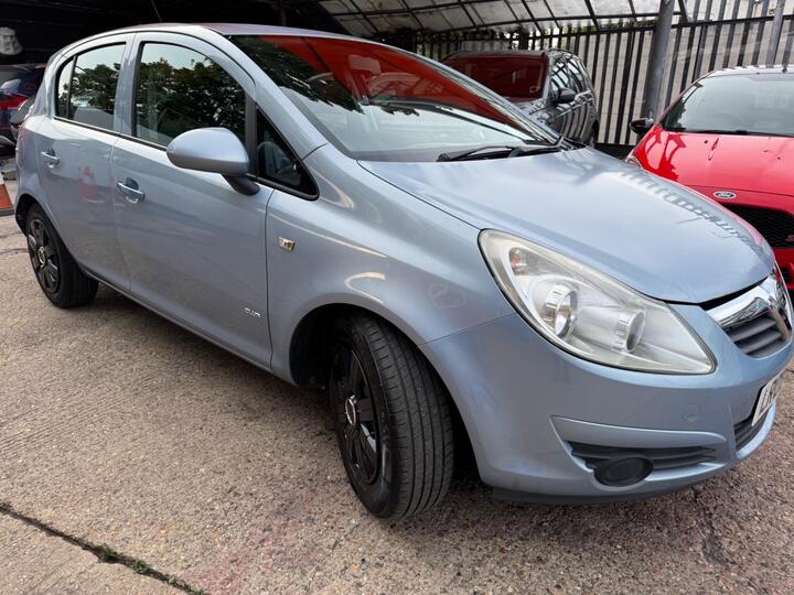 Vauxhall Corsa 1.4i 16v Club 5dr