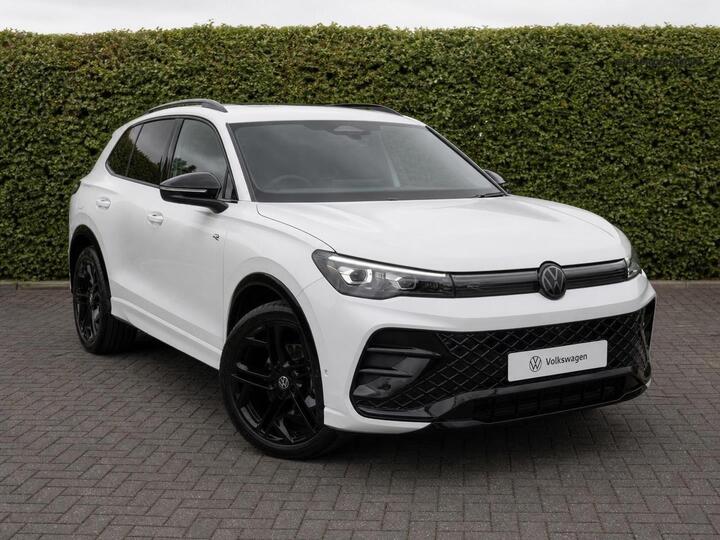 Volkswagen Tiguan 1.5 ETSI MHEV Black Edition DSG Euro 6 (s/s) 5dr