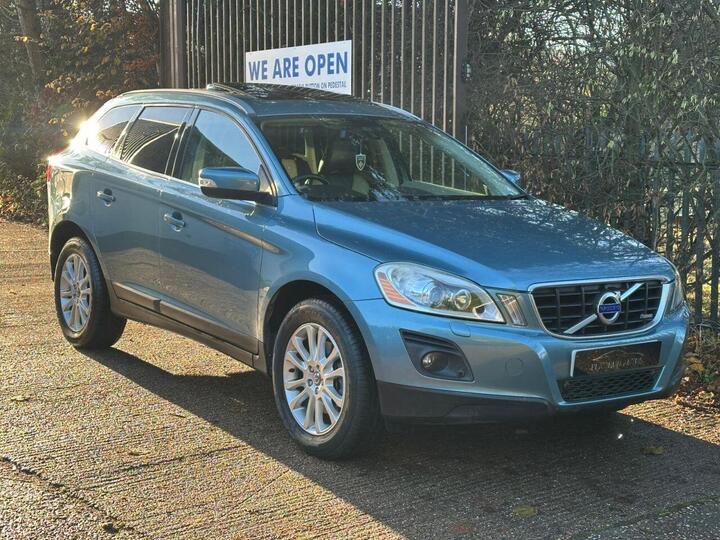 Volvo XC60 3.0 T6 SE LUX GEARTRONIC AWD EURO 5